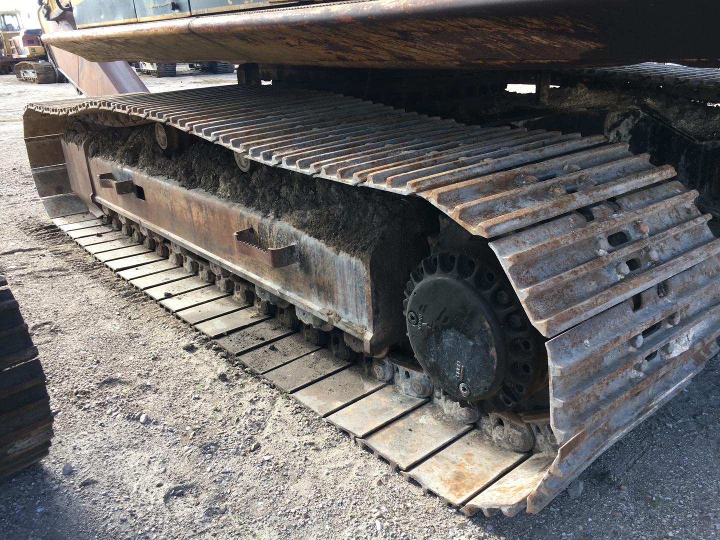 ./imagenes/INVOICE/2019/16870/EXCAVADORA CAT 330L PARA PARTES (19).JPG